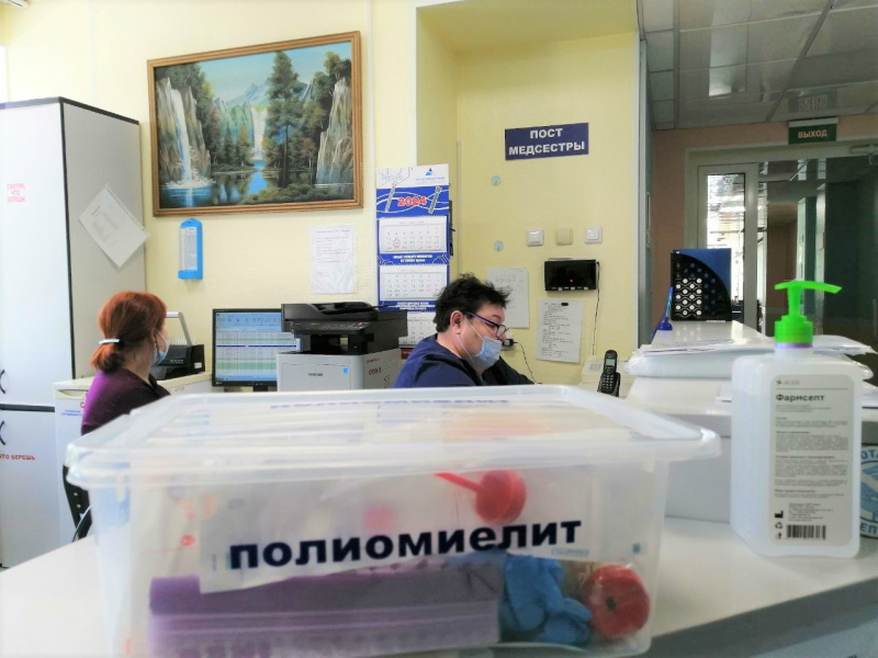 Заразно и опасно. В сестринском коллективе обсудили, как защитить маленьких пациентов от полиомиелита