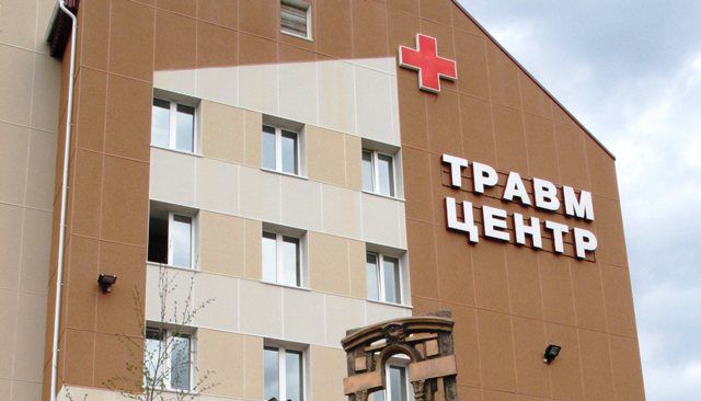 Из Сургутской травмбольницы выписали полуторагодовалого ребёнка, упавшего с 7 этажа 