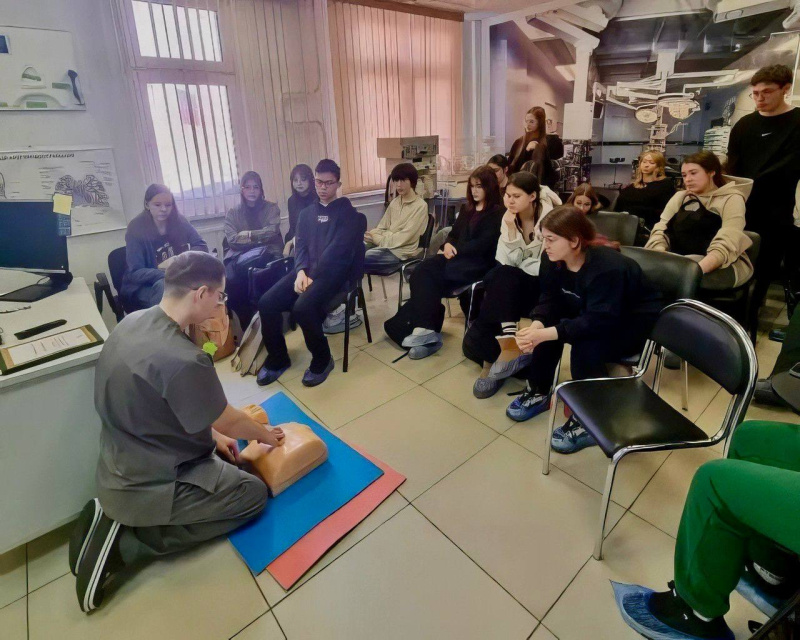 От школьников до будущих врачей: в кардиодиспансере формируют навыки спасения жизни в любом возрасте