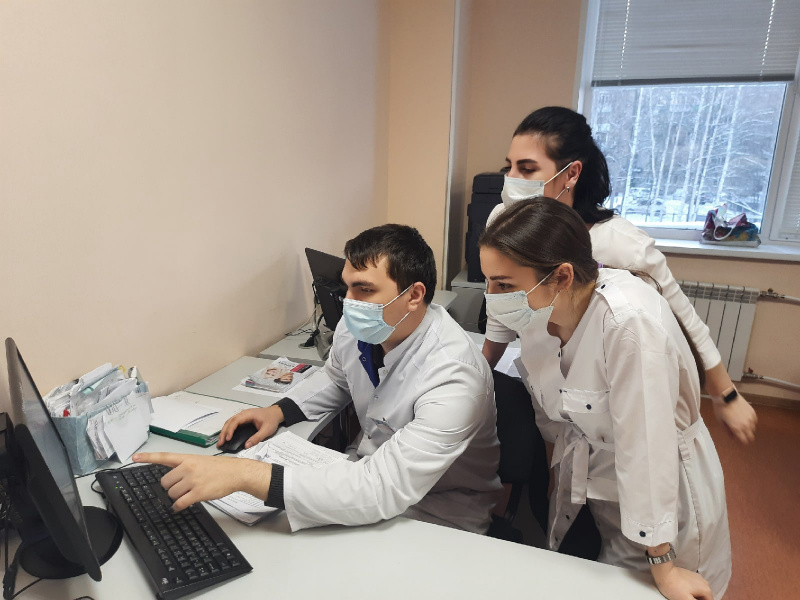 Более 50 пыть-яхских медицинских работников повысили свою квалификацию в 2022 году  