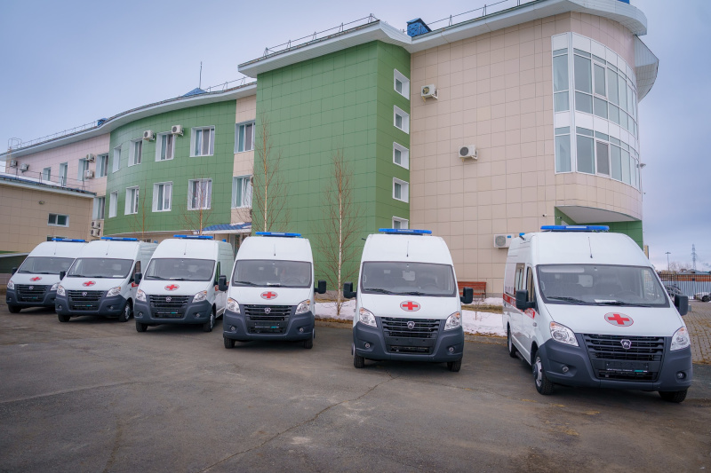 В Югре автопарк скорой помощи пополнился 15 новыми машинами