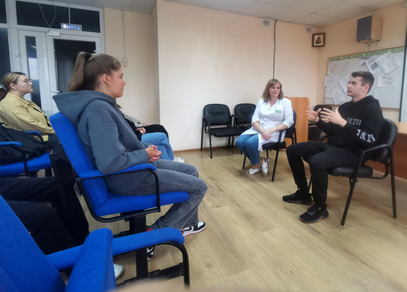 Детская поликлиника Нягани определила новый вектор в профориентационной работе со старшеклассниками 