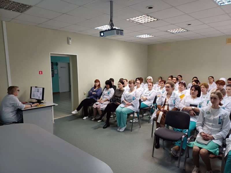 Лекция  Елены Михайлёвой об истории, инновациях и заботе о детях 