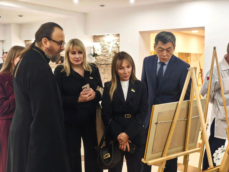 «Пасхальные краски души»: в психоневрологической больнице прошла выставка работ пациентов