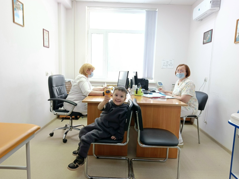 Акция «Детские ладошки в руках Югры» в лангепасской городской больнице