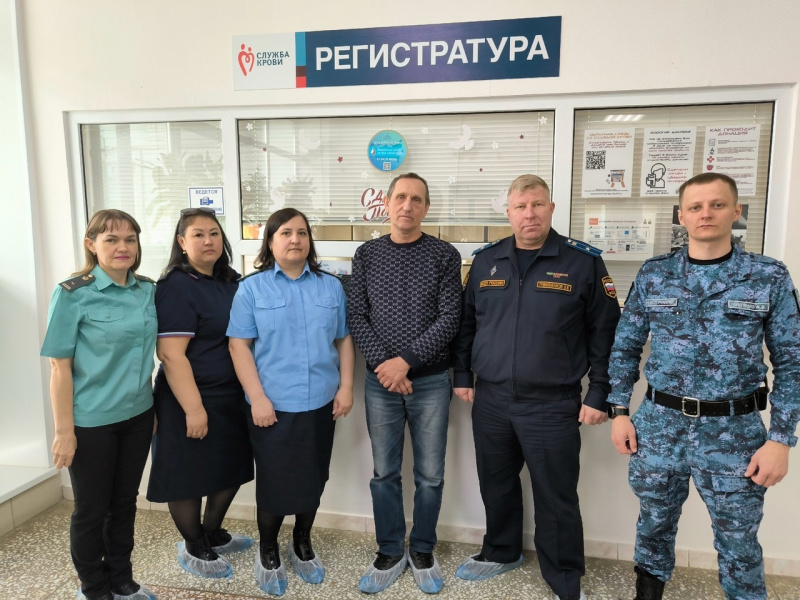 Судебные приставы Нижневартовска присоединились к донорской акции