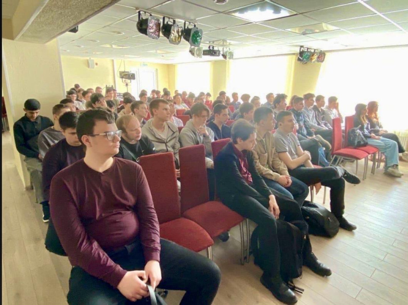 Не отрывая от учебного процесса