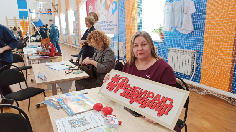 Решение кадрового вопроса — это качественная и доступная медицинская помощь для югорчан