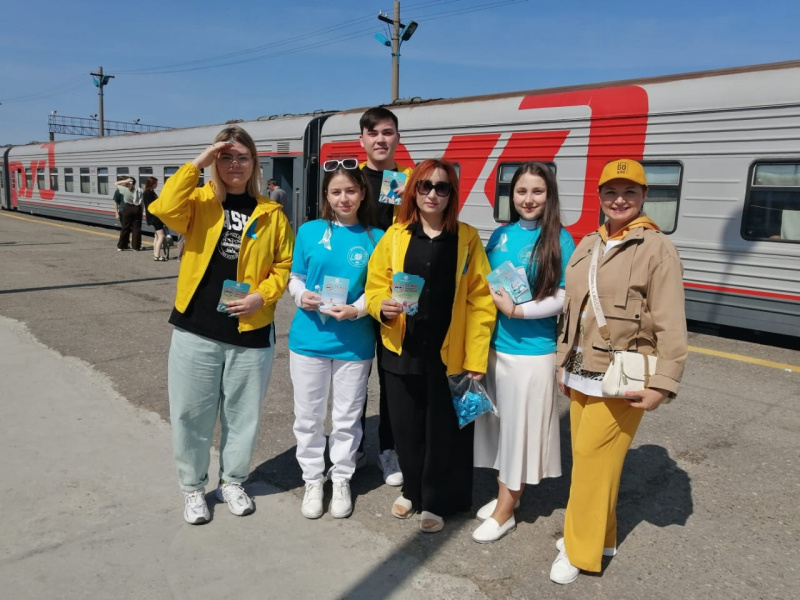 В честь Всемирного дня без табака прошла социальная акция «Бирюзовая ленточка»