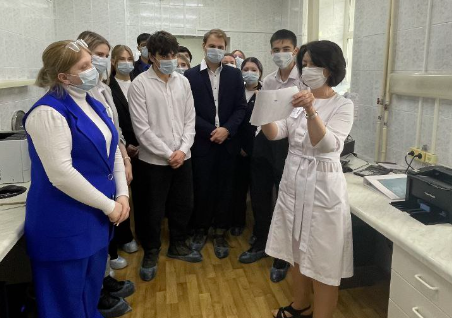 Экскурсия в клинико-диагностическую лабораторию: процесс от пробоподготовки до интерпретации результатов