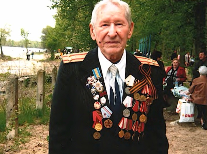 Память, живущая в сердцах трех поколений
