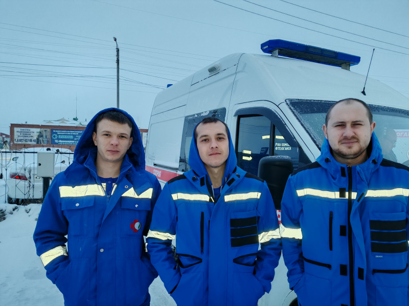 Три товарища