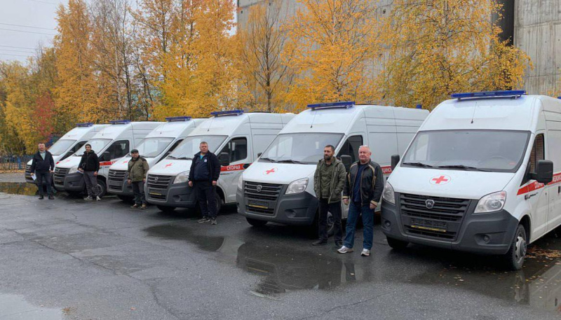 Восемь новых автомобилей получила служба скорой медицинской помощи Югры 
