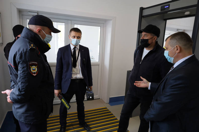 Больница совершенствует систему обеспечения безопасности пациентов и сотрудников учреждения 