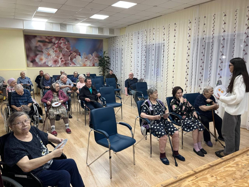 Лекция о питании и здоровье в доме-интернате 