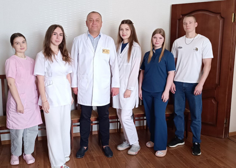 В больнице вновь пополнение молодыми кадрами