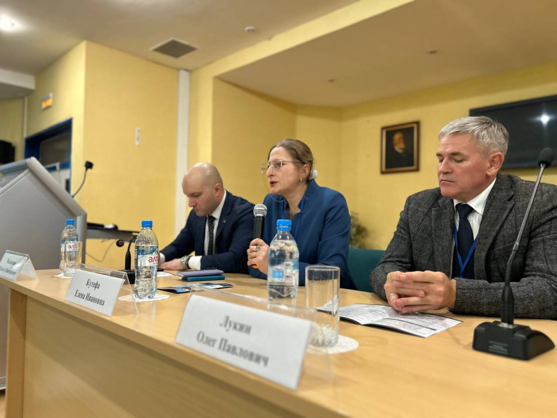 В окружной клинике прошло мероприятие, посвященное 20-летию кардиохирургического отделения