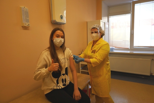 В Советскую районную больницу поступила вакцина против коронавируса "Спутник М" для подростков 