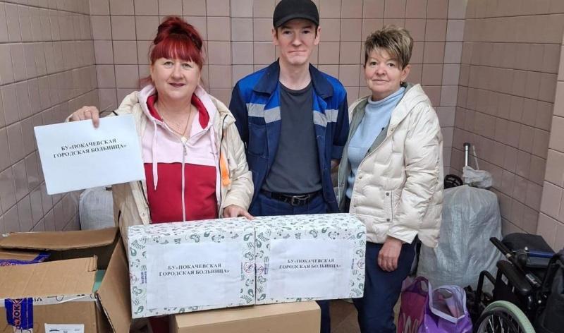 Врачи покачевской больницы собрали очередную партию гуманитарной помощи 