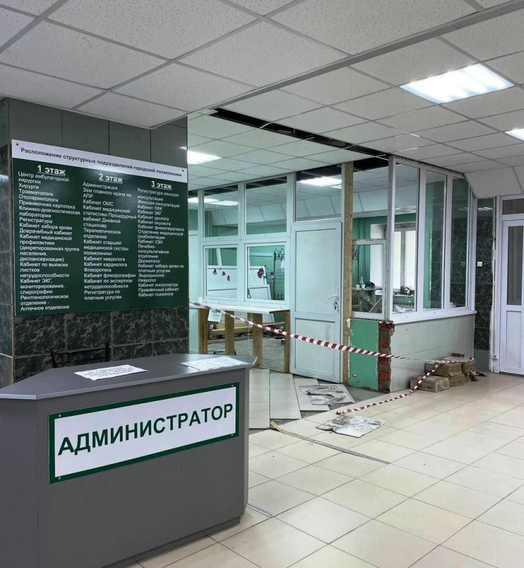 Внутренние интерьеры городской поликлиники Мегиона преображаются