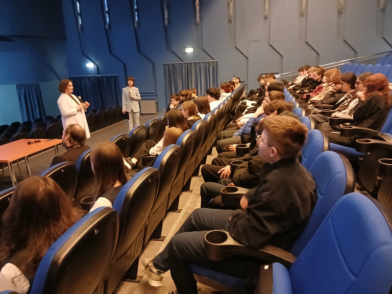 Прямой диалог: «Осознанный выбор: здоровье и безопасность без алкоголя и наркотиков»