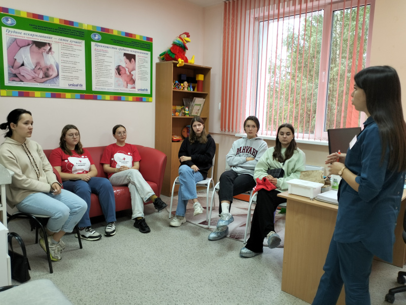 Проект «Половой ликбез» специалистов кабинета развития девочки реализуется в БУ «Няганская городская детская поликлиника»
