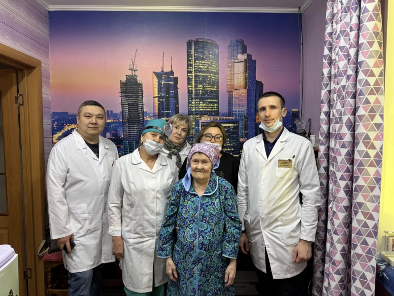 Забота о старшем поколении: как в Пионерской районной больнице поддерживают ветеранов