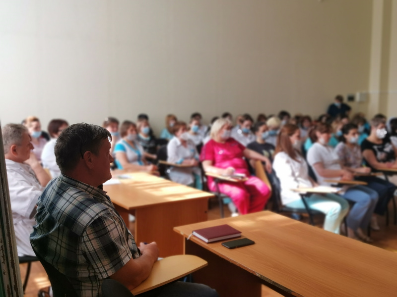 В БУ "Покачевская городская больница" проведено учебно-тренировочное занятие с вводом условного пациента с подозрением на особо опасную инфекцию