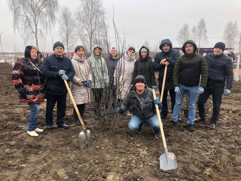 Акция «Сад дружбы» в Мегионе