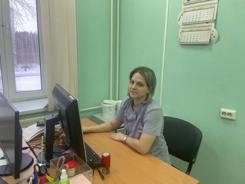 В 2024 году в БУ «Сургутская городская клиническая поликлиника №4» врач-педиатр стала участницей программы «Земский доктор» 