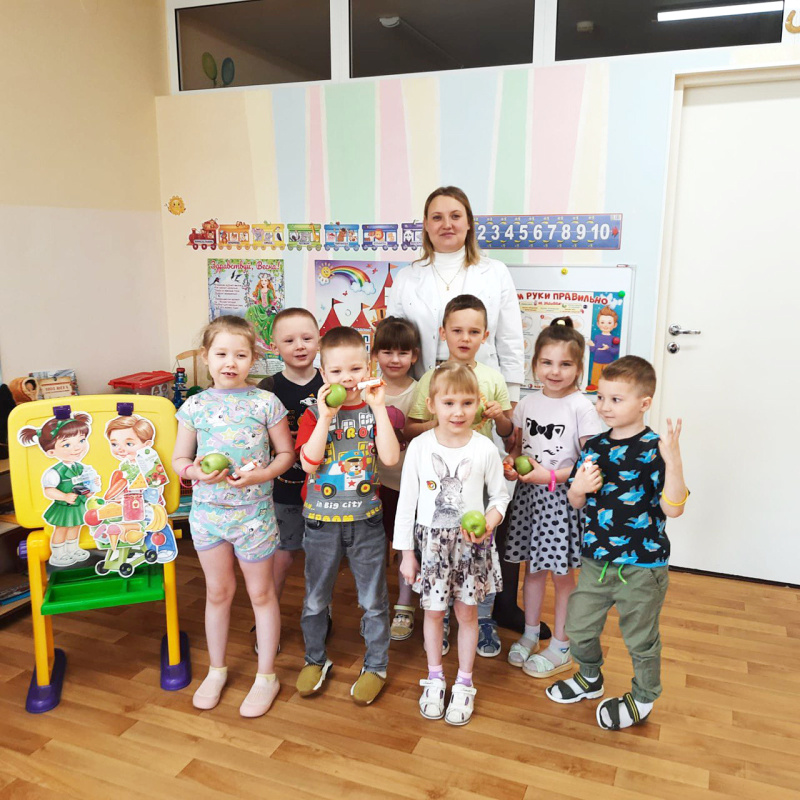 Праздник здоровья в детском саду: полезные «лучики» от врача-эпидемиолога