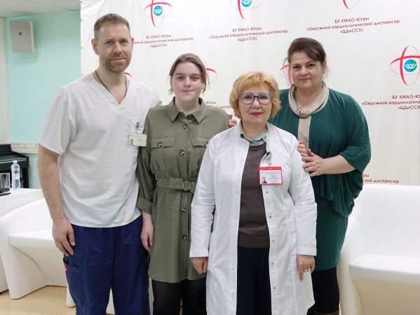 Юная пациентка кардиодиспансера рассказала о своем самочувствии губернатору Югры 
