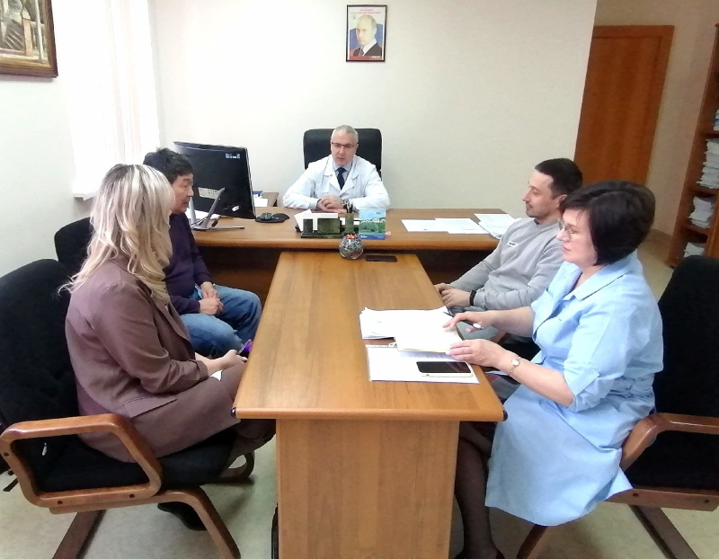 В Когалыме оценили организацию оказания медицинской помощи по профилю «гериатрия»