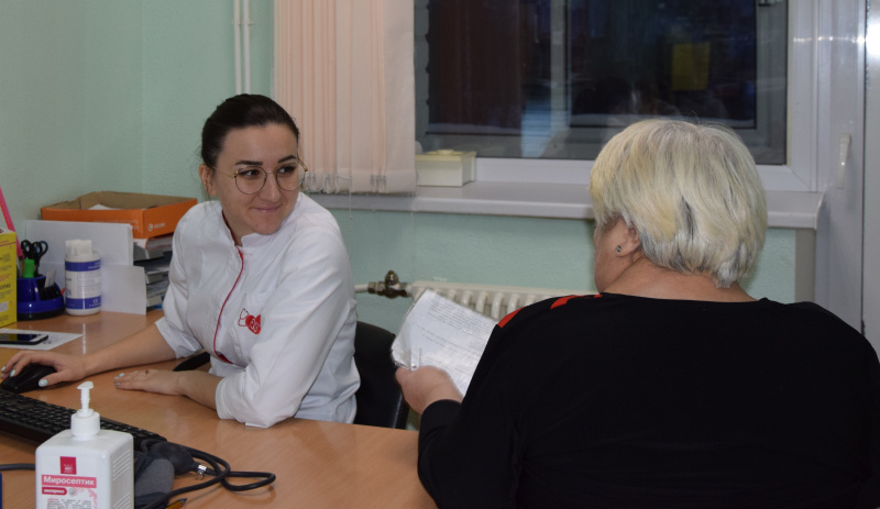 В июле кратно возрастает количество обращений к врачам с жалобами на аллергию