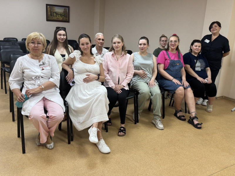 В Ханты-Мансийске говорили о родах и грудном вскармливании