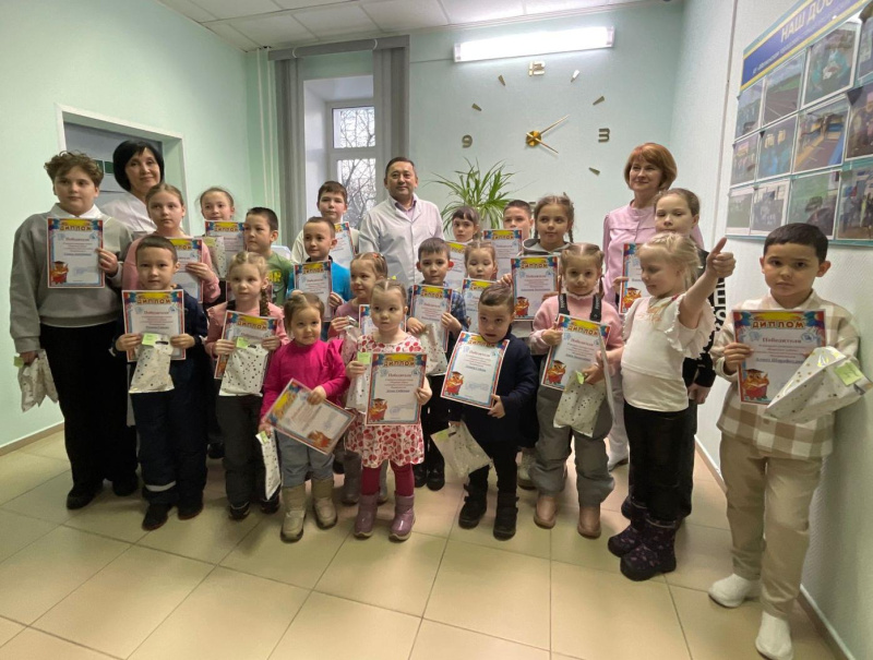 В городской стоматологической поликлинике подвели итоги интернет - конкурса чтецов «Берегите зубки» 