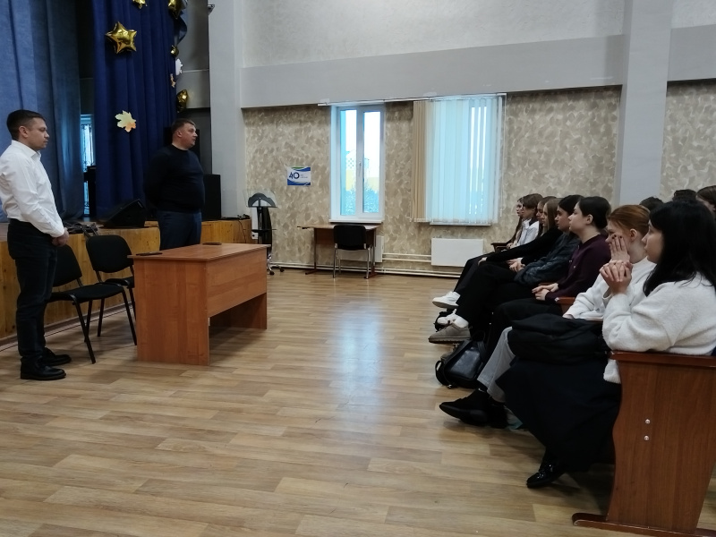 Готовы стать вашими проводниками в профессию, но вы должны определиться с направлениями и настроиться на работу