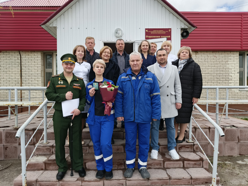 Работники лангепасской городской больницы получили награды и памятные подарки 