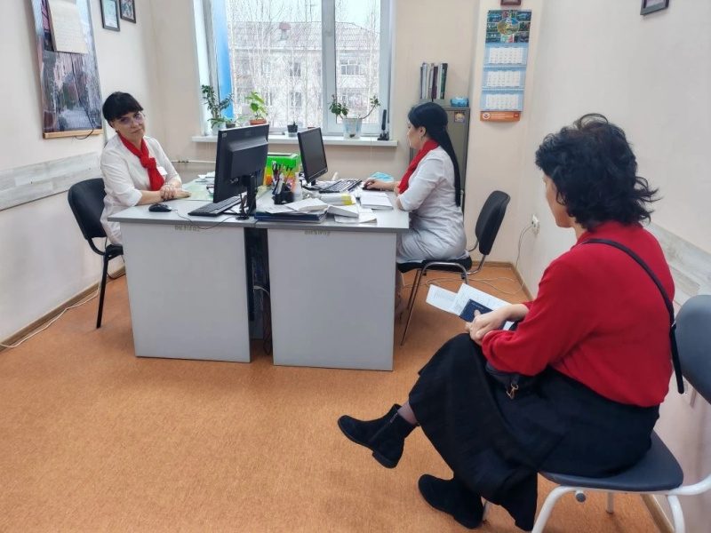 Акция «Красное платье» в десятый раз прошла в Пыть-Яхе 