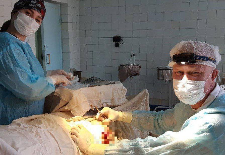 Три врача Сургутской травмбольницы побывали с начала года в Макеевке